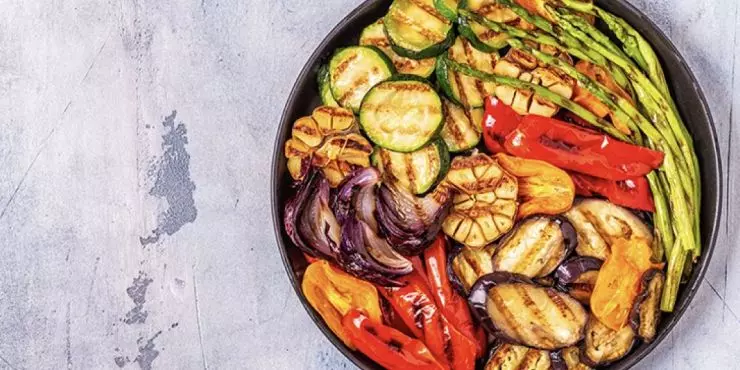Grilled non-starchy vegetables that support fiber intake on a GLP-1