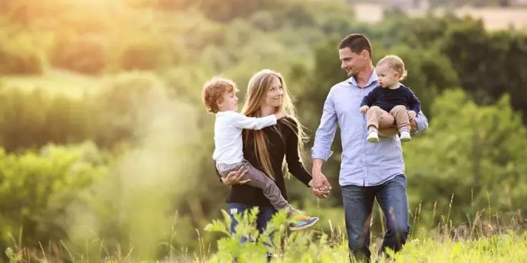 Family-enjoying-outdoor-time-together-in-spring-as-part-of-building-healthy-habits-after-winter.jpg