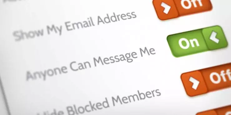 Reviewing privacy settings to protect kids online