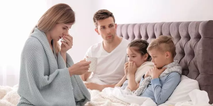 Image3-family-sick-in-bed-with-cold-symptoms.jpg